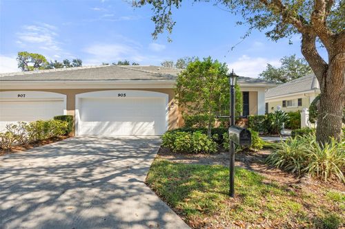 905 Barclay Ct, Venice, FL, 34293-2304 | Card Image