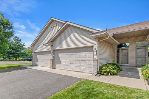 940 14th Ln Se, Cambridge, MN, 55008-1784 | Card Image