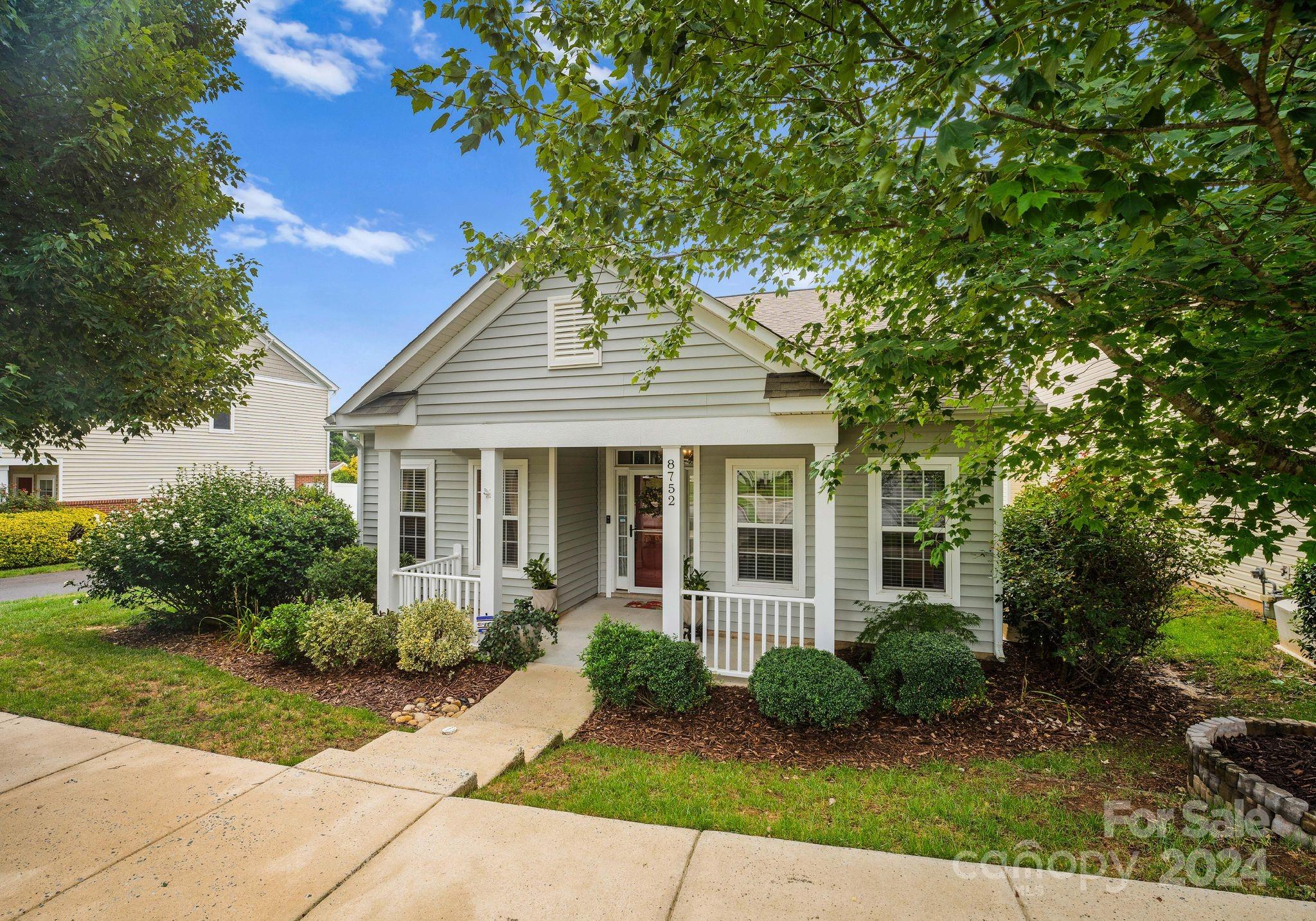 Westwind Point Dr, Cornelius, NC 28031