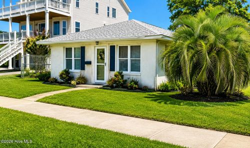 1100 Shepard St, Morehead City, NC, 28557-4155 | Card Image