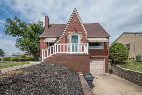 2154 Vermont Ave, West Mifflin, PA, 15122-3639 | Card Image