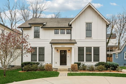 2809 Vaulx Ln, Nashville, TN, 37204-2633 | Card Image