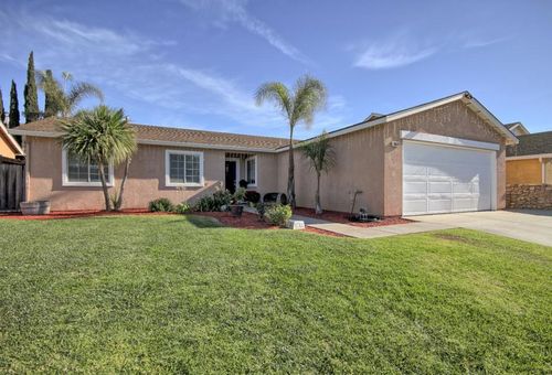 1064 Madrid St, Soledad, CA, 93960 | Card Image