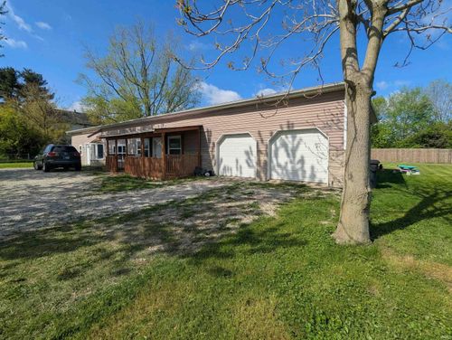 18189 State Road 331, Tippecanoe, IN, 46570-9747 | Card Image