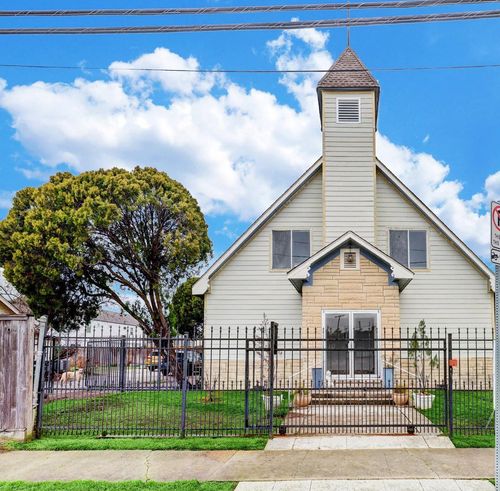 5102 Center St, Houston, TX, 77007-3306 | Card Image
