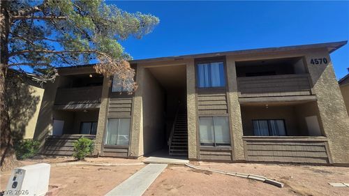 b-4570 Carriage Park Dr, Las Vegas, NV, 89121-7665 | Card Image