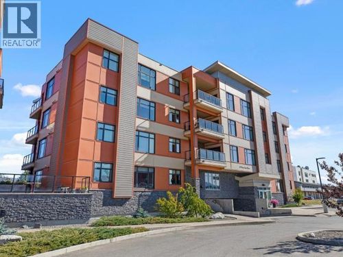 105-38 Waterfront Pl, Whitehorse, YT, Y1A6V1 | Card Image