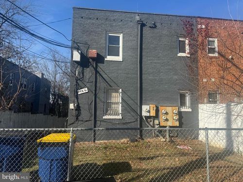 426 Condon Ter Se, WASHINGTON, DC, 20032-3704 | Card Image