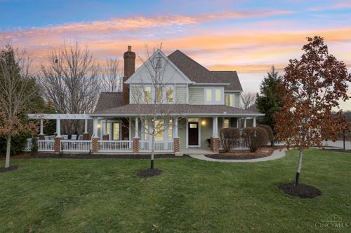 931 Winged Foot Way, Cincinnati, OH, 45245 | Card Image