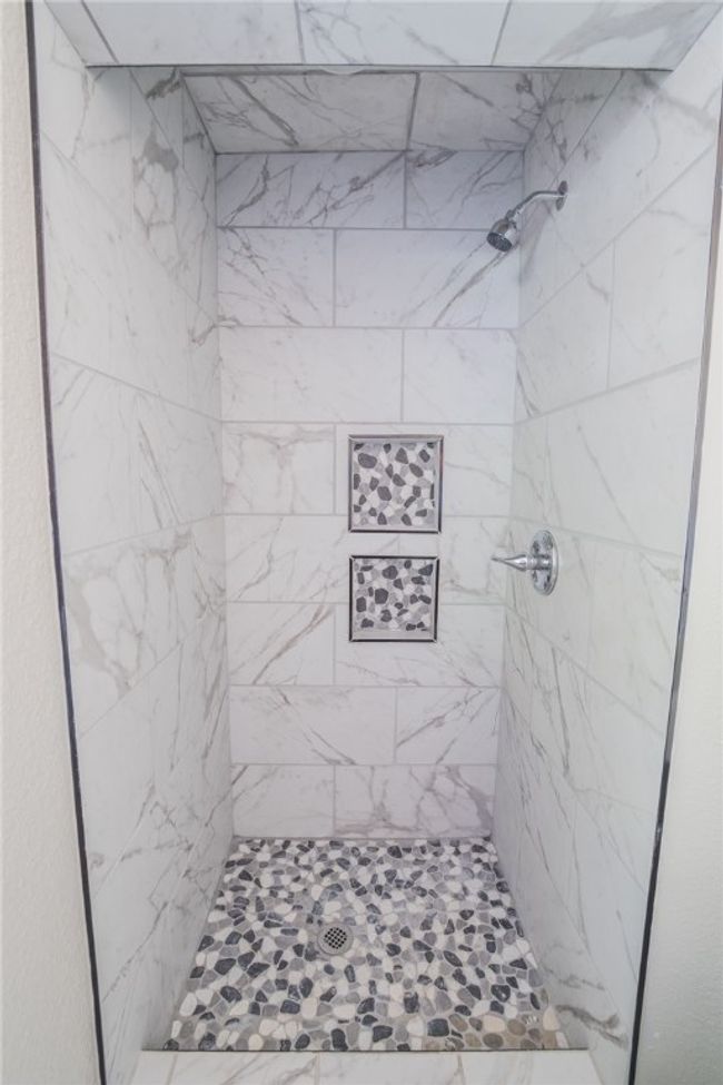 217 S Skilern St, House other with 3 bedrooms, 2 bathrooms and null parking in Siloam Springs AR | Image 4