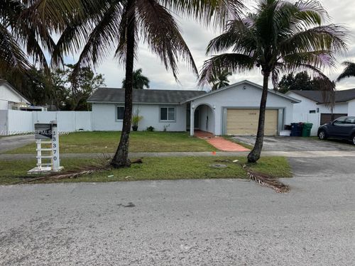 13370 Sw 261st Ter, Homestead, FL, 33032-6860 | Card Image