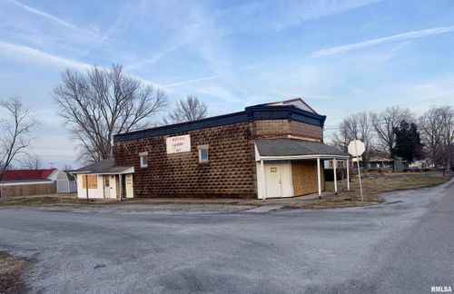 500 E Main St, Elkville, IL, 62932-1007 | Card Image