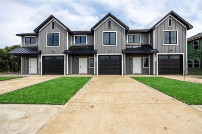 363 B Se 70 Road, Townhouse with 3 bedrooms, 2 bathrooms and null parking in Warrensburg MO | Image 1