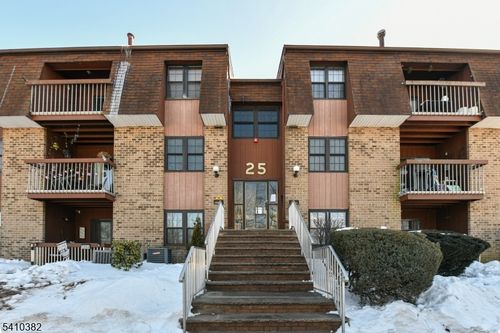 290 Alpine Way, Woodbridge, NJ, 07095-1476 | Card Image