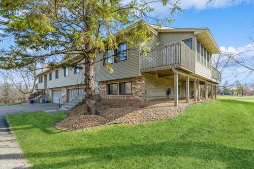 923 Lawnview Ave, Shoreview, MN, 55126-9109 | Card Image