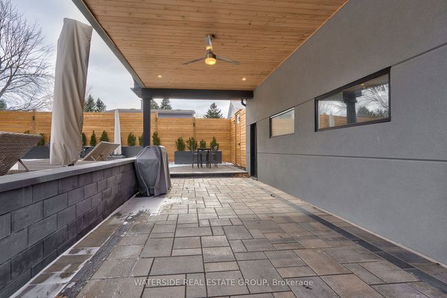 381 7 Th Rd E, House other with 4 bedrooms, 5 bathrooms and 35 parking in Stoney Creek ON | Image 36