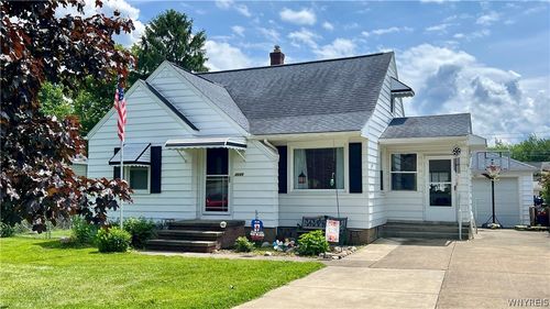 4649 Wilson Dr, Hamburg, NY, 14075-1036 | Card Image