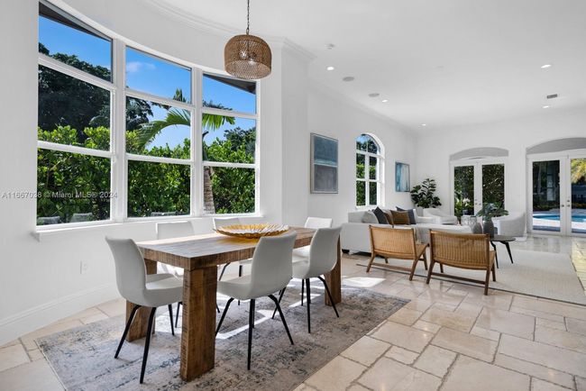 5837 Sw 102 Nd St, House other with 6 bedrooms, 6 bathrooms and null parking in Pinecrest FL | Image 16