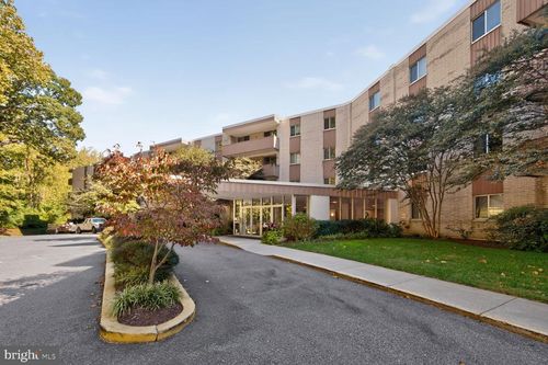 a-422-7505 Democracy Blvd, BETHESDA, MD, 20817-1283 | Card Image