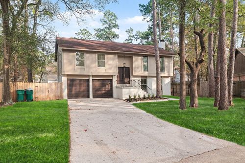 2 Kittiwake Ct, The Woodlands, TX, 77380-1813 | Card Image