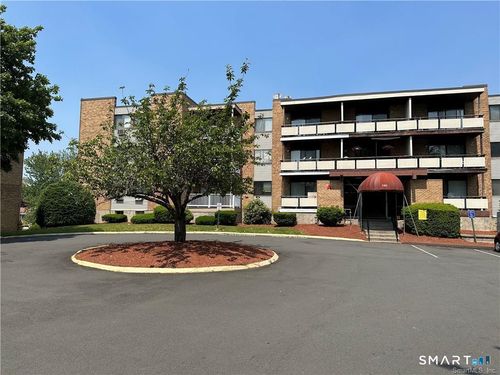 apt-201-155 Bull Hill Ln, West Haven, CT, 06516-3935 | Card Image