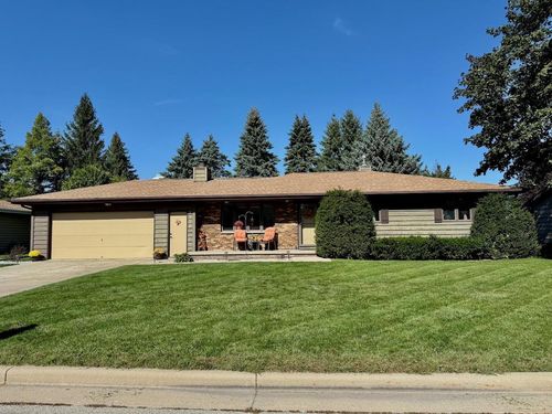 4720 W Sunflower Road, GRAND CHUTE, WI, 54914 | Card Image