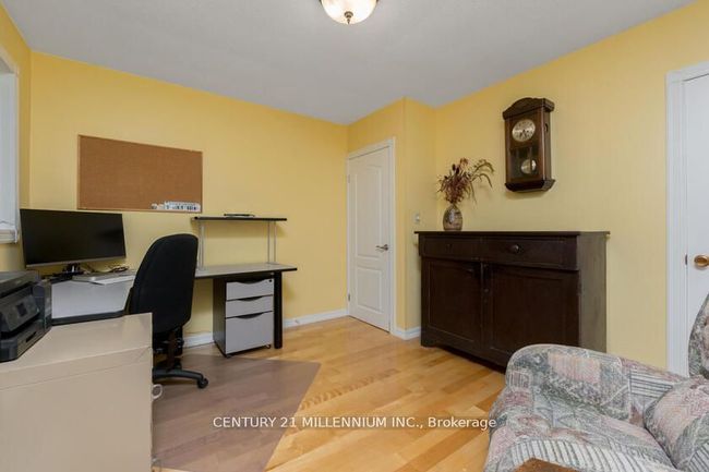 1264 Olde Base Line Rd, House other with 3 bedrooms, 2 bathrooms and 10 parking in Terra Cotta ON | Image 24