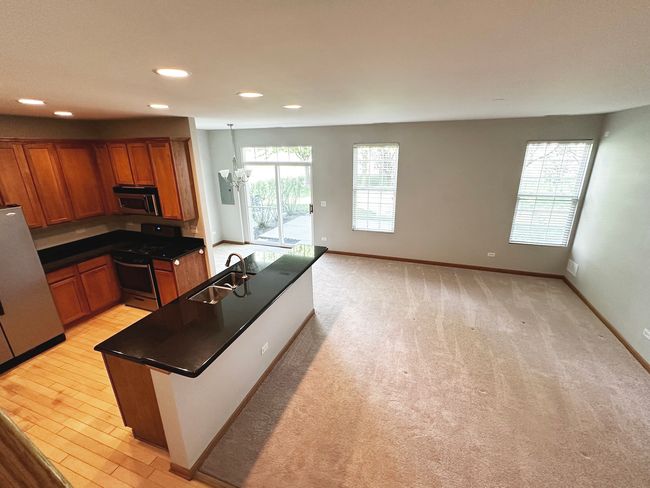 24252 Leski Ln, Townhouse with 2 bedrooms, 2 bathrooms and 2 parking in Plainfield IL | Image 8