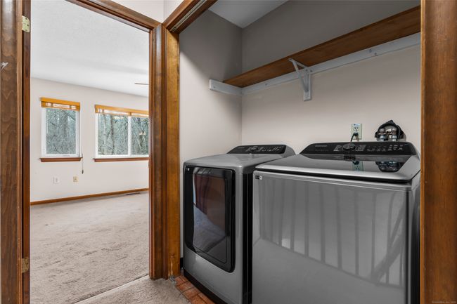 118 - 118 Hilltop Dr, House other with 2 bedrooms, 2 bathrooms and null parking in Weatogue CT | Image 17
