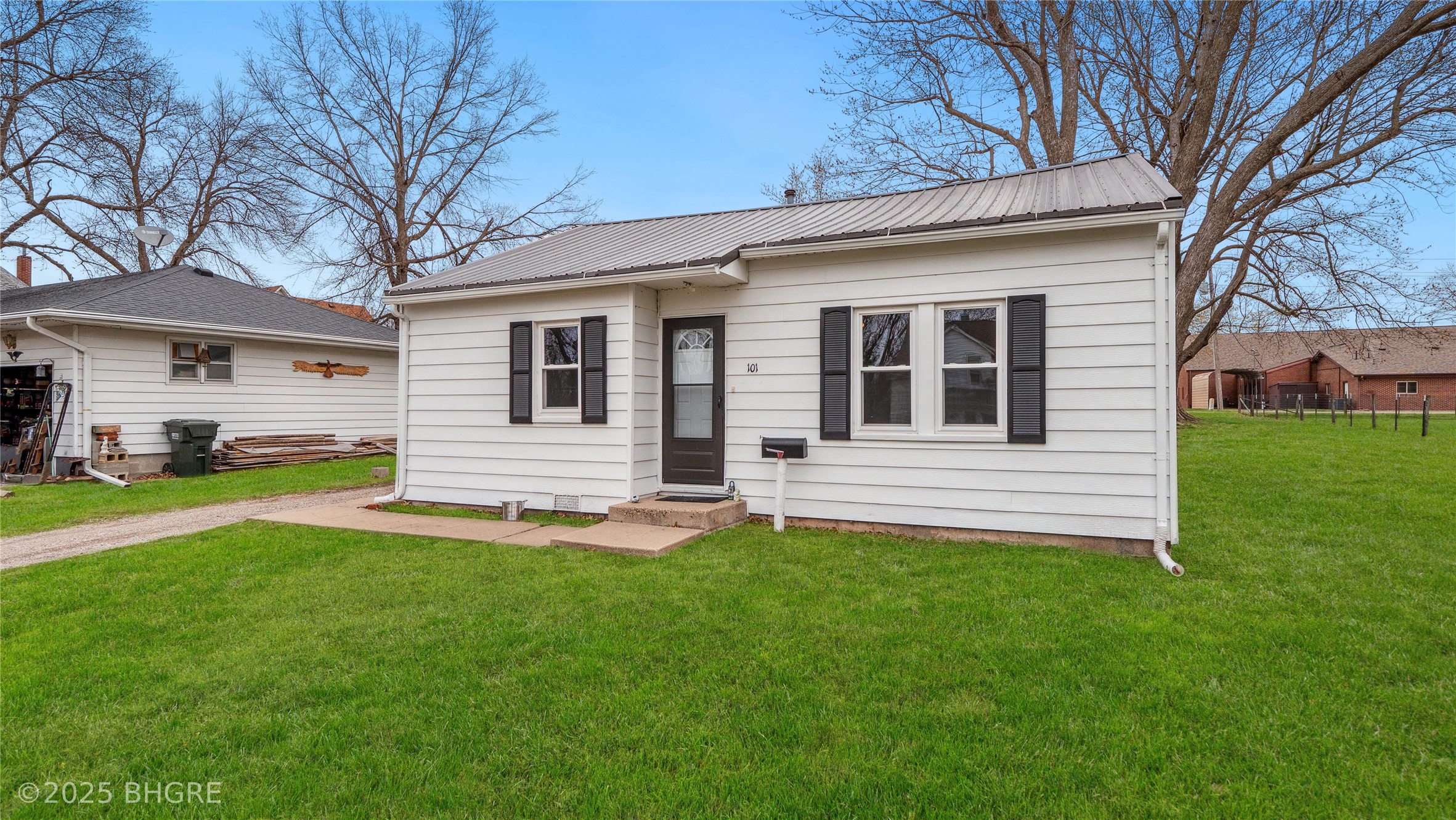 Greeley St, Corydon, IA 50060