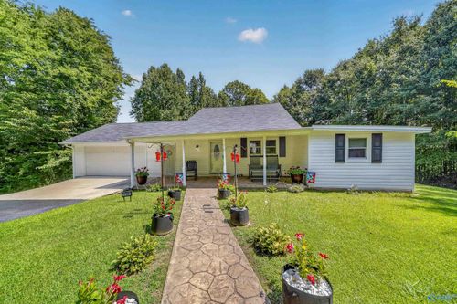 19560 Us Highway 31, Vinemont, AL, 35179-5808 | Card Image