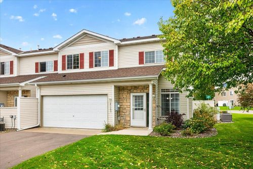 21195 N Clydesdale Curv, Forest Lake, MN, 55025-7104 | Card Image