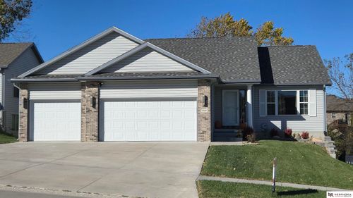 4340 W Hub Hall Dr, Lincoln, NE, 68528-2708 | Card Image