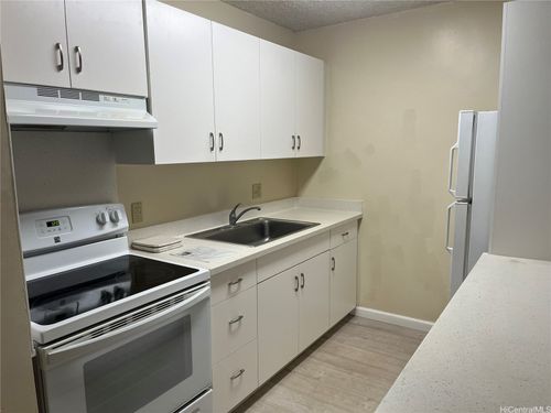 601-1201 Wilder Ave, Honolulu, HI, 96822-3154 | Card Image