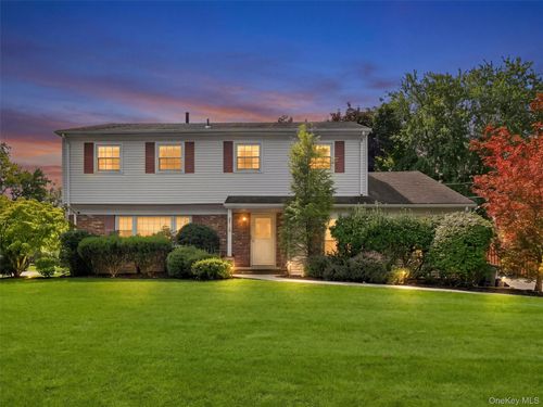 21 Argow Pl, Nanuet, NY, 10954-3609 | Card Image