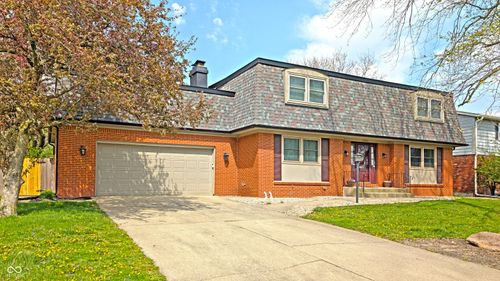 3204 W Twickingham Dr, Muncie, IN, 47304-1059 | Card Image