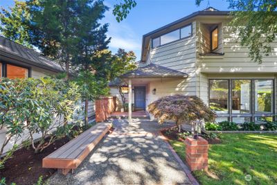 4662 95th Avenue Ne, House other with 5 bedrooms, 1 bathrooms and 2 parking in Yarrow Point WA | Image 2