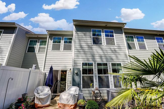 The backyard faces the East, offering shade so you can enjoy the backyard for afternoon and evening activities. | Image 41
