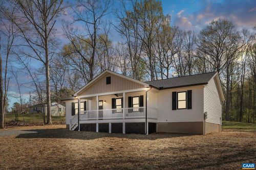 904 Saint Frances Ave, Mineral, VA, 23117 | Card Image