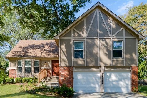 14516 S Village Dr, Olathe, KS, 66062-2506 | Card Image