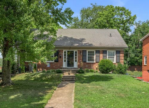 653 Mount Vernon Dr, Lexington, KY, 40502-2217 | Card Image