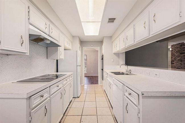 5514 Long Creek Ln, House other with 3 bedrooms, 2 bathrooms and 2 parking in Houston TX | Image 8