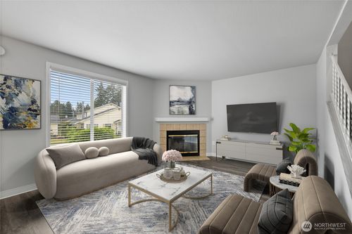 332 S 327th Ln, Federal Way, WA, 98003-5766 | Card Image