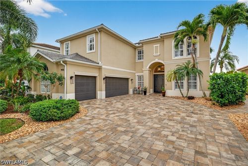 9935 Colonial Walk N, ESTERO, FL, 33928-6257 | Card Image