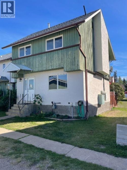 33-5320 Mountainview Dr, Fort Nelson, BC, V0C1R0 | Card Image