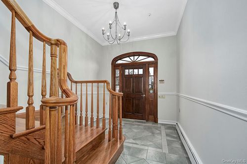 226-228 Lincoln Ave E, West Harrison, NY, 10604-2016 | Card Image