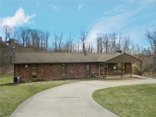 6445 Union Ave, Finleyville, PA, 15332-1029 | Card Image