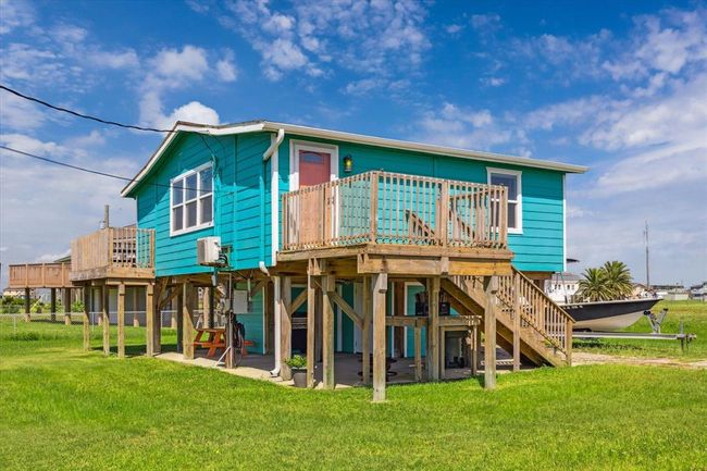 4014 2 Nd St, House other with 2 bedrooms, 1 bathrooms and 1 parking in Galveston TX | Image 6
