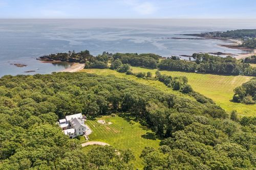 1200 Shore Road, Cape Elizabeth, ME, 04107 | Card Image
