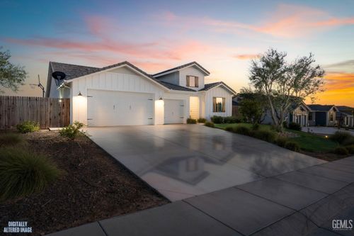 12101 Marquise Dr, Bakersfield, CA, 93306 | Card Image